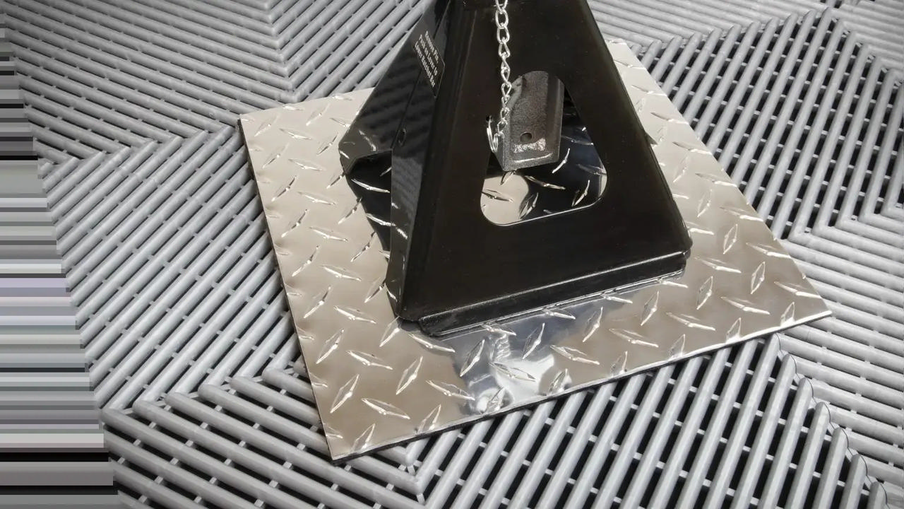 Edge Ramp (Pegged)